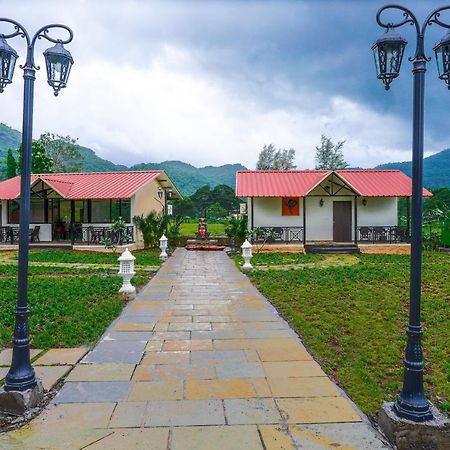 Ninad Homestays Karjat Εξωτερικό φωτογραφία