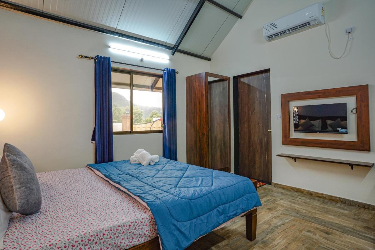 Ninad Homestays Karjat Εξωτερικό φωτογραφία