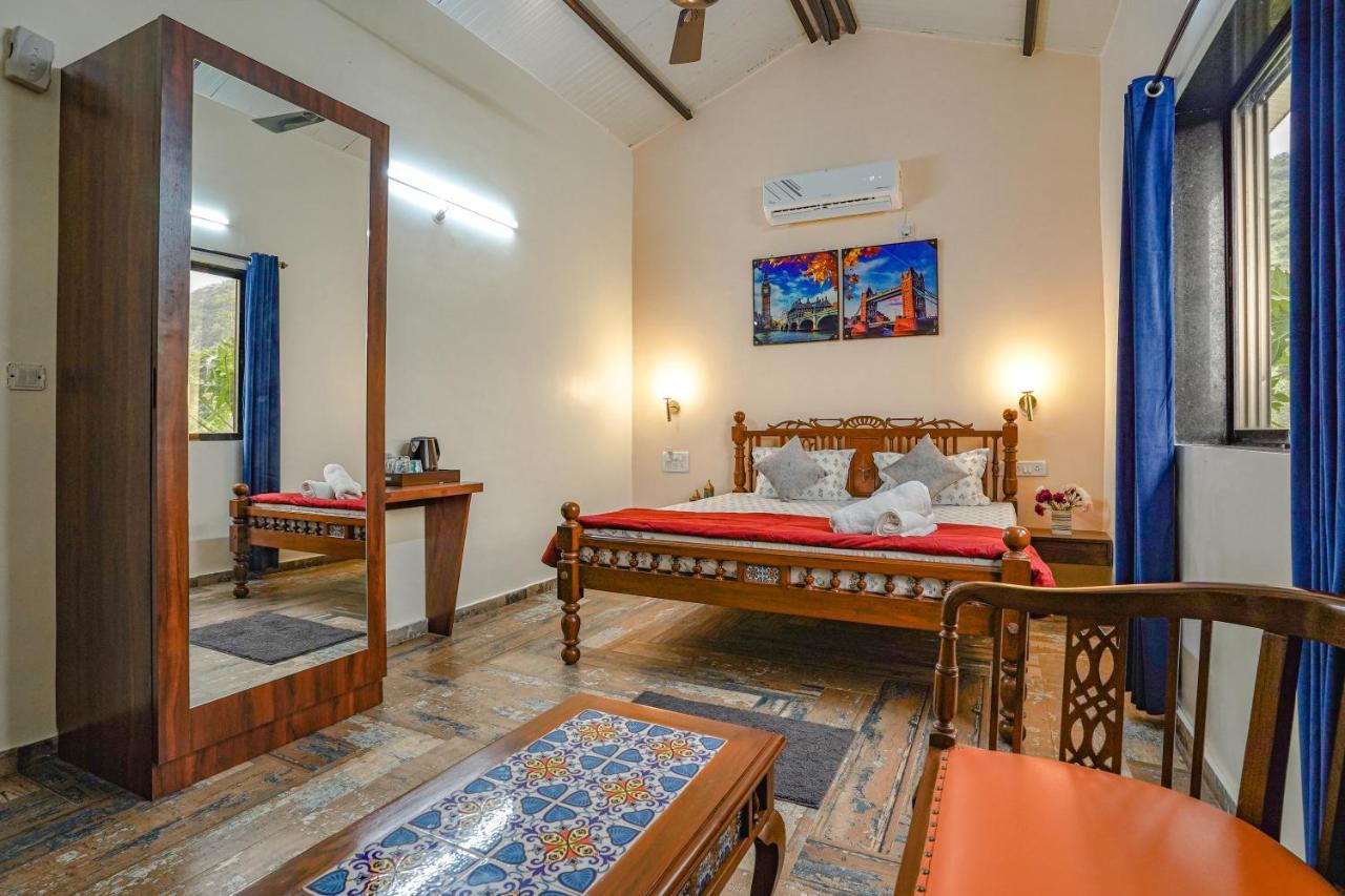 Ninad Homestays Karjat Εξωτερικό φωτογραφία