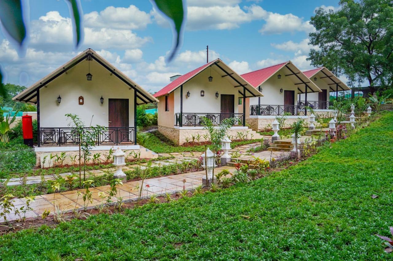 Ninad Homestays Karjat Εξωτερικό φωτογραφία